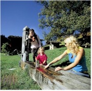 Plezier bij een bron