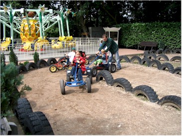 Robin en Jan met skelters Robin en Jan met skelters