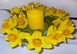 Paasdecoratie - Paaskrans met kaars